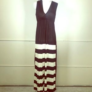 Go Couture Empire Waist Colorblock Maxi Dress